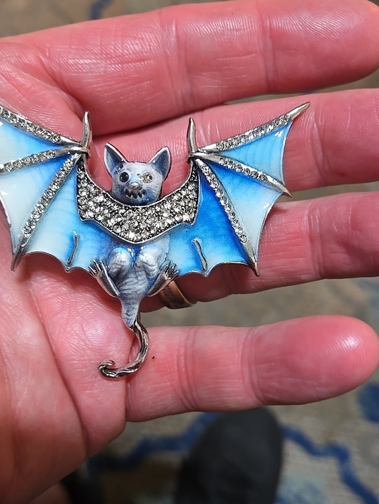 None Jewelry - B2- Blue Bat Brooch Pin - Elegant Enamel and Rhinestone Accent